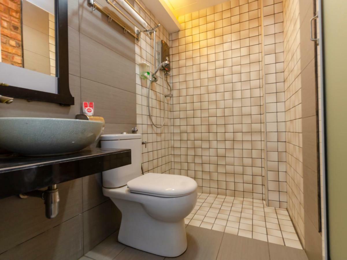 Oyo 1164 Hotel 906 Kota Laksamana Малакка Экстерьер фото